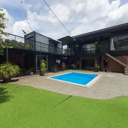 Safar House & Cabin كوالا لكانغسار المظهر الخارجي الصورة