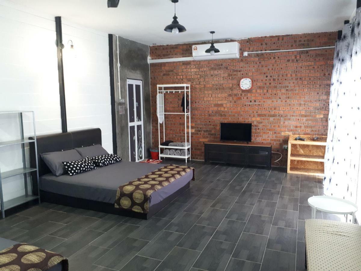 Safar House & Cabin كوالا لكانغسار المظهر الخارجي الصورة